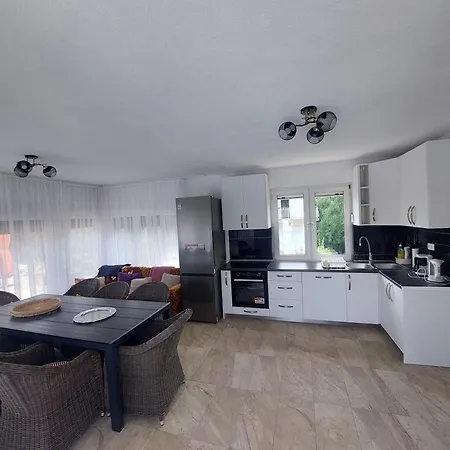 Dalmatin Appartement *